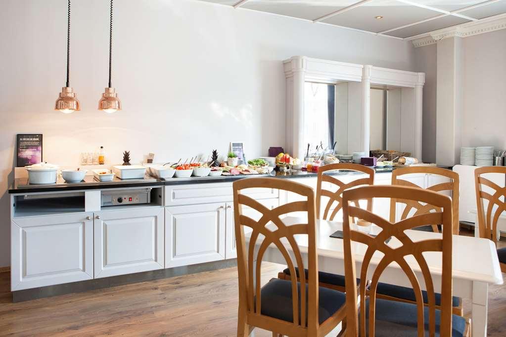 Home Hotel Grand Йовік Екстер'єр фото