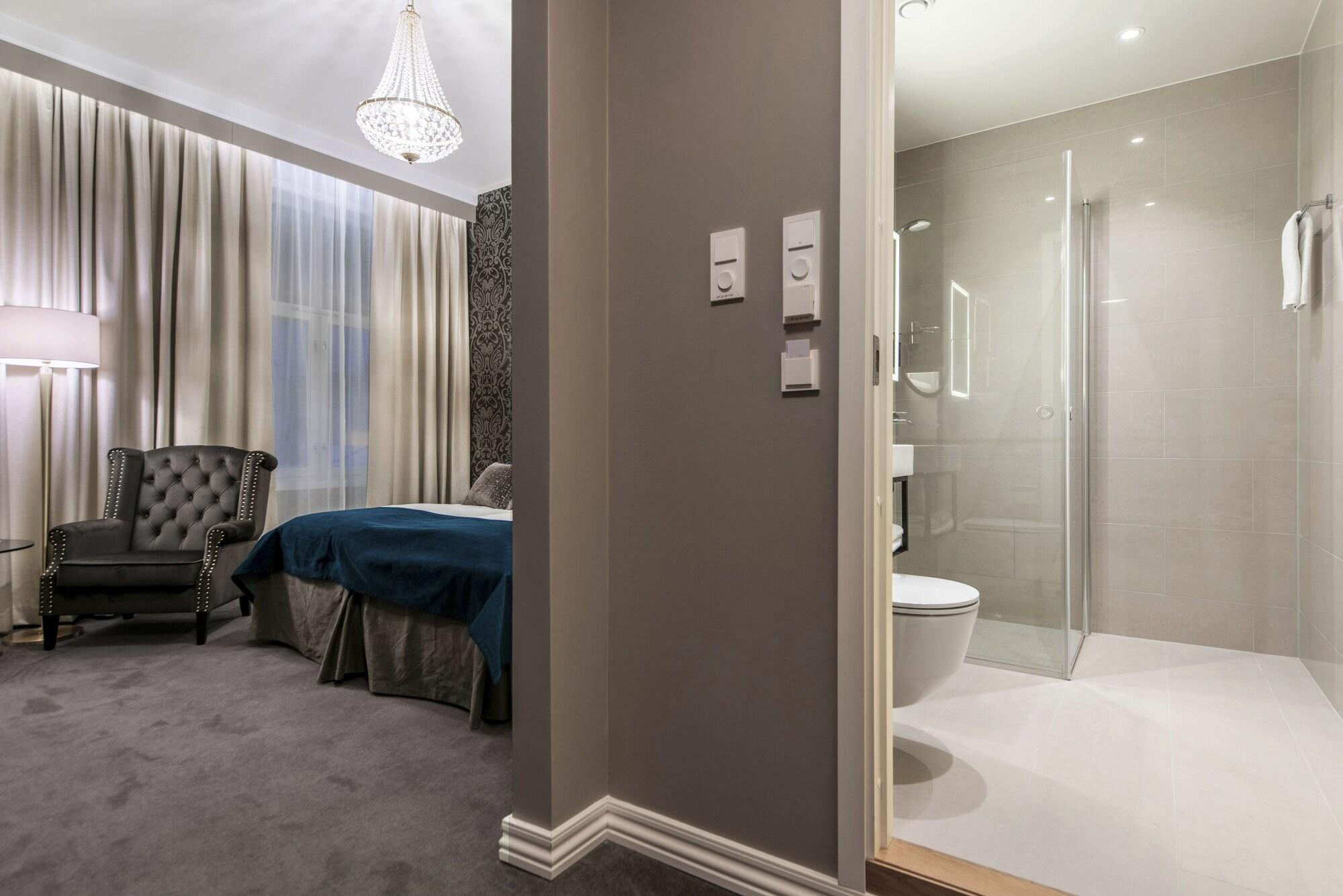 Home Hotel Grand Йовік Екстер'єр фото